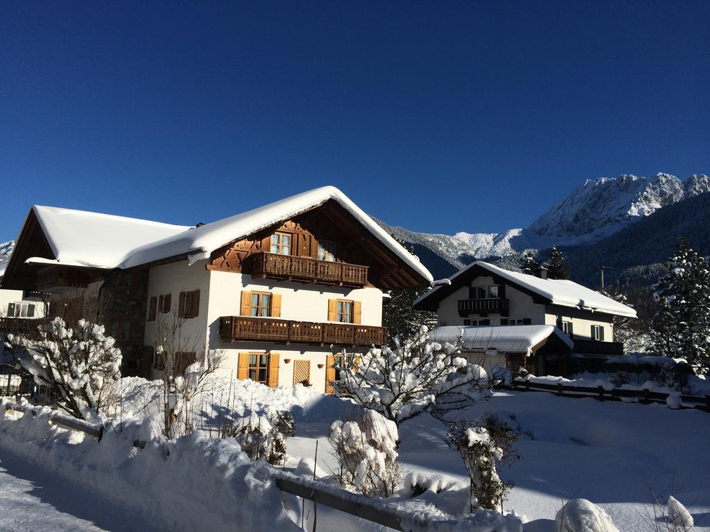 Apartamento Haus Daheim Mittenwald Exterior foto