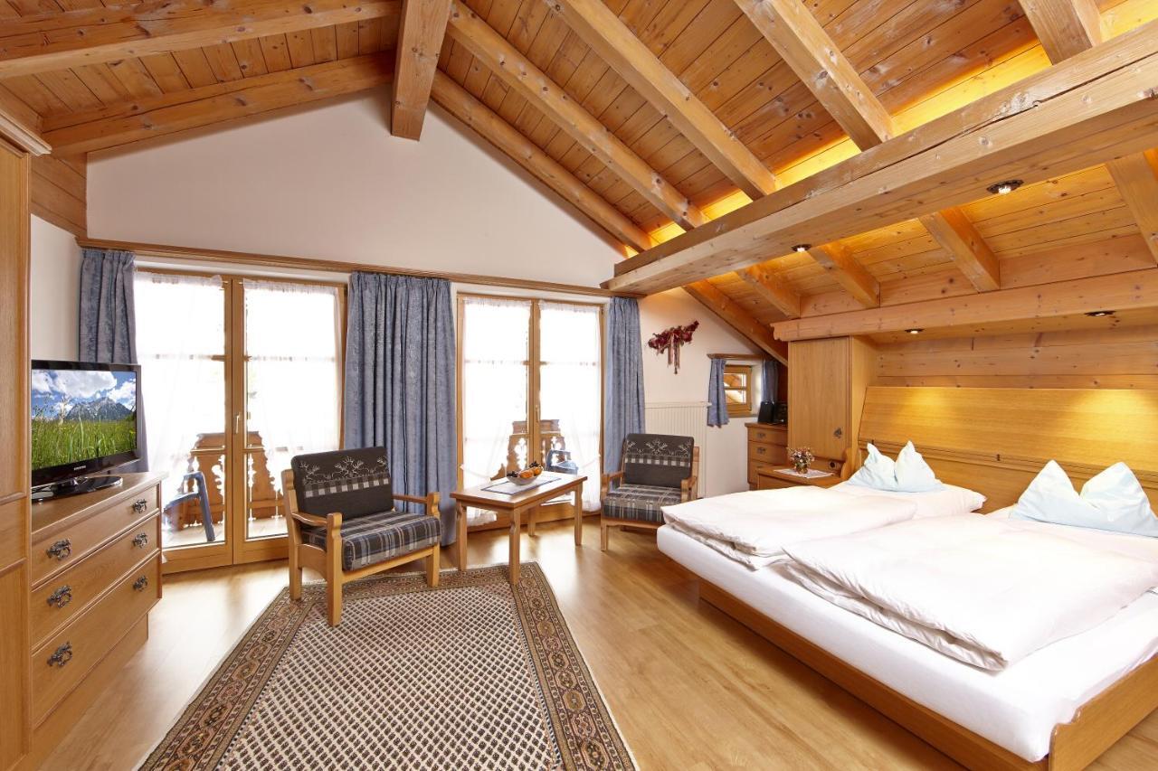 Apartamento Haus Daheim Mittenwald Habitación foto