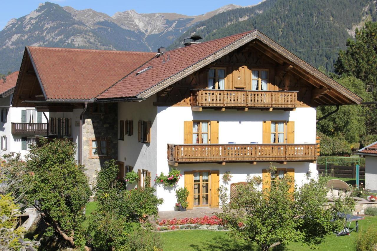 Apartamento Haus Daheim Mittenwald Exterior foto